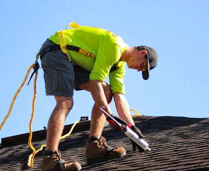 service technician image